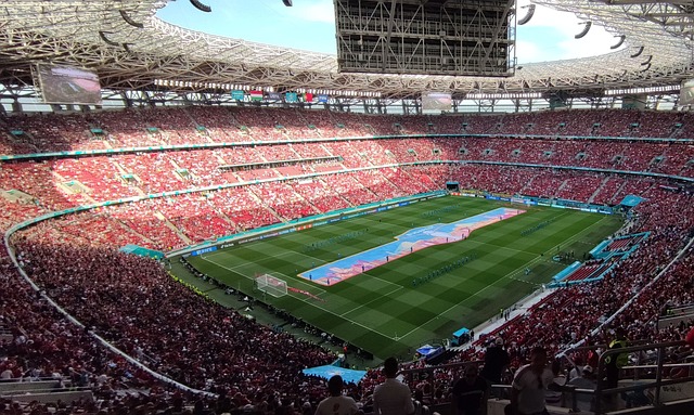 516名老年朋友共享体育交流快乐之旅 ｜ “赛动黔景”2025年全国老年人气排球之乡交流活动在贵州荔波开打.